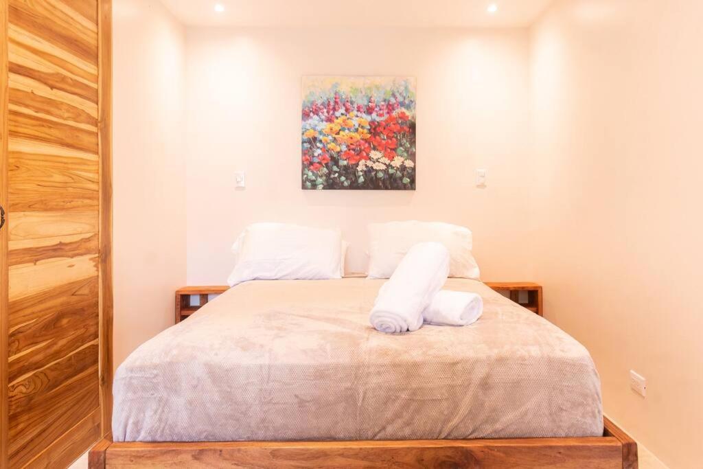 Surfside Apartments - Mal Pais Malpaís Eksteriør billede