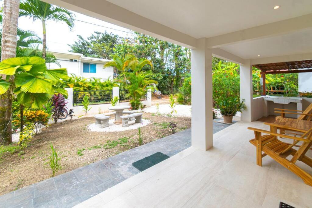 Surfside Apartments - Mal Pais Malpaís Eksteriør billede