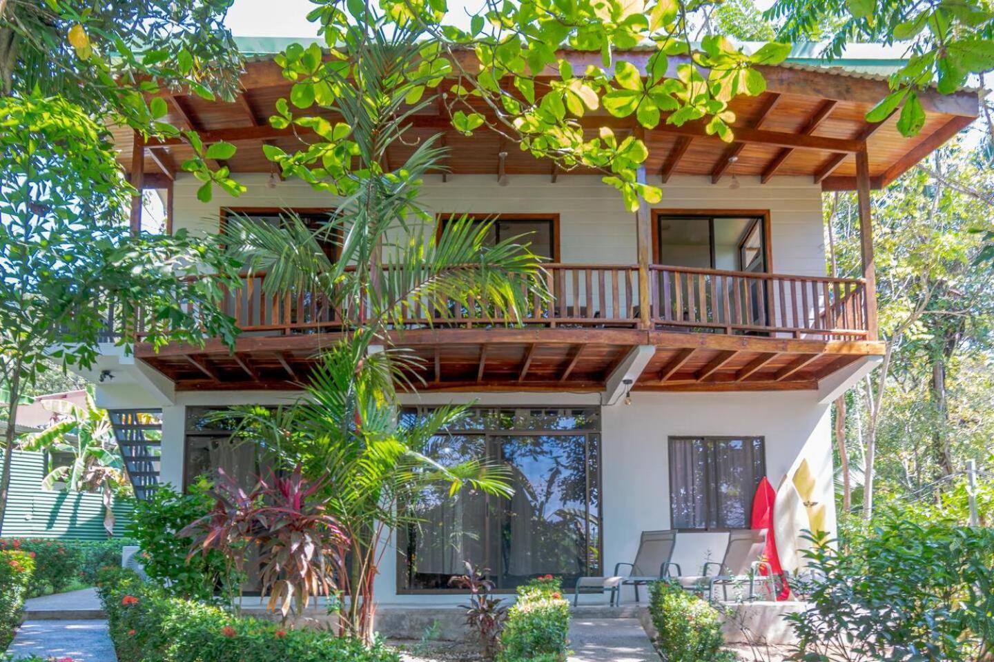 Surfside Apartments - Mal Pais Malpaís Eksteriør billede